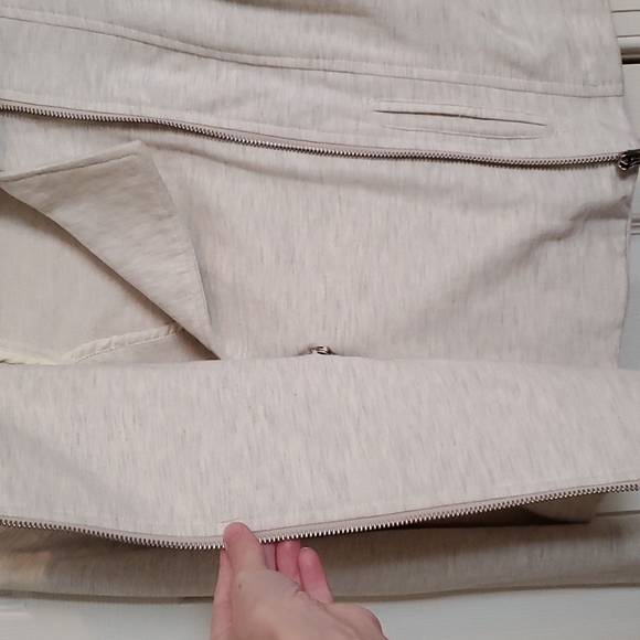 Jacket - Picture 6 of 7